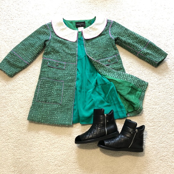 Authentic Chanel tweed coat - Picture 2 of 7